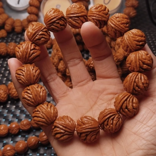 桃核手串龙纹桃核