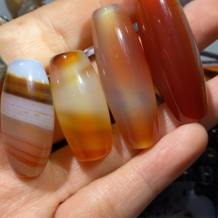 未镶嵌颈饰玛瑙/玉髓