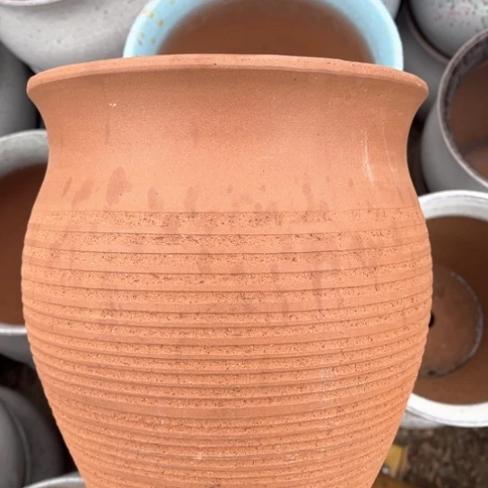 红陶口21高24瑕疵