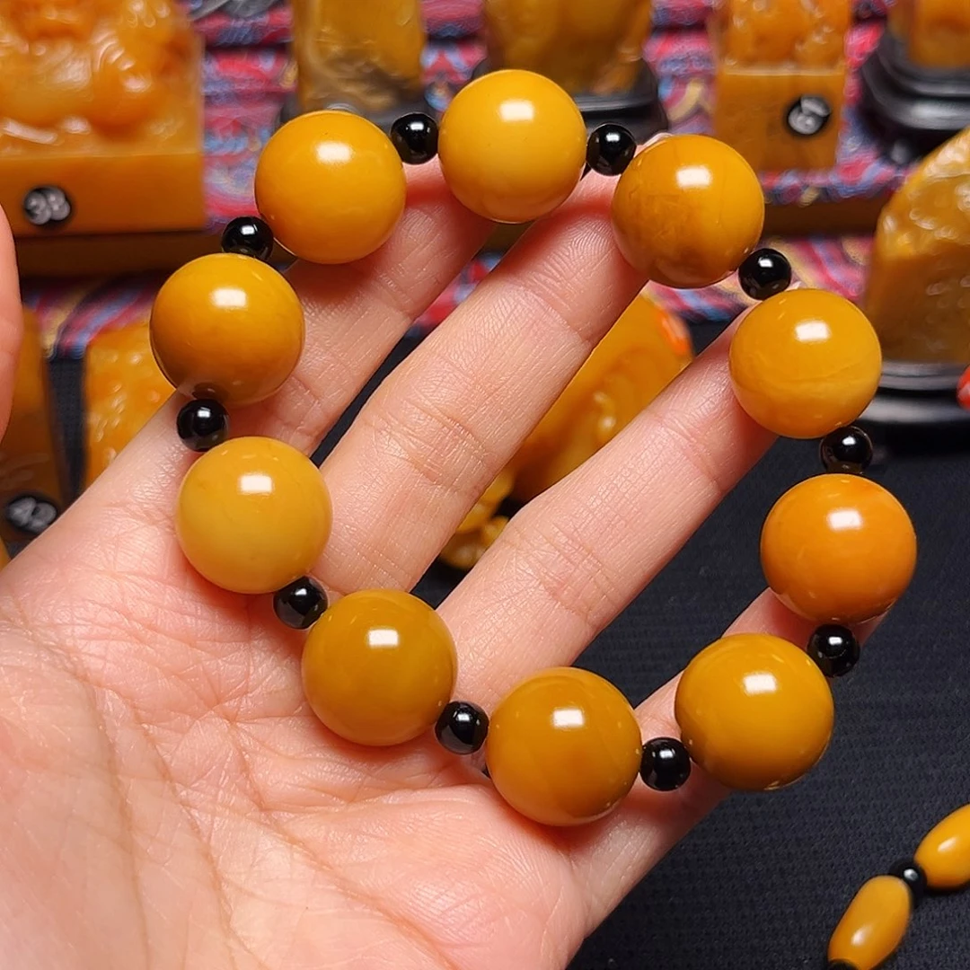 妩***笑田黄石石雕石雕石雕