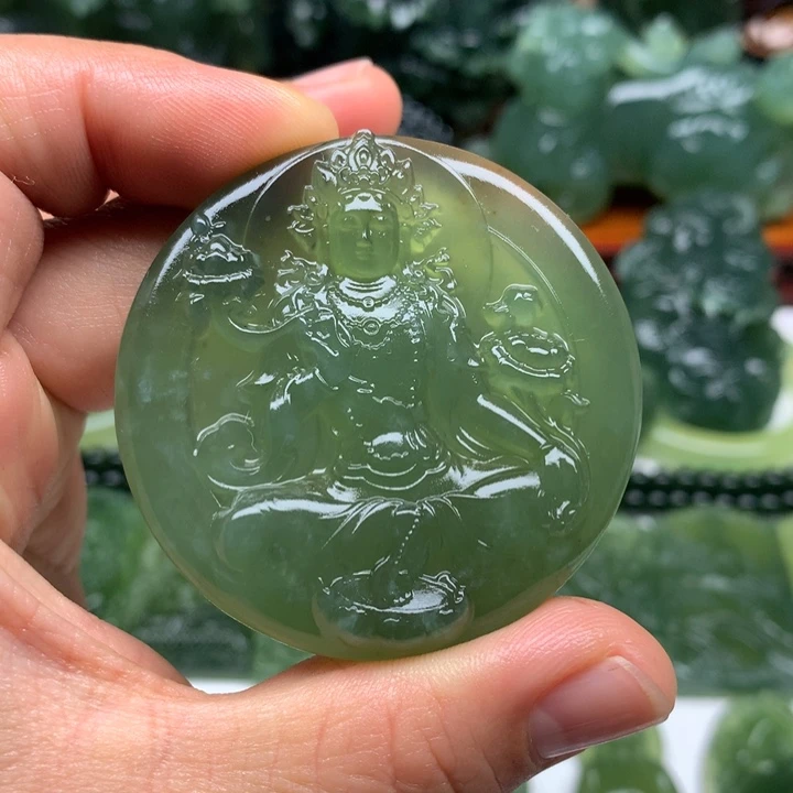 万***春蛇纹石玉未镶嵌颈饰