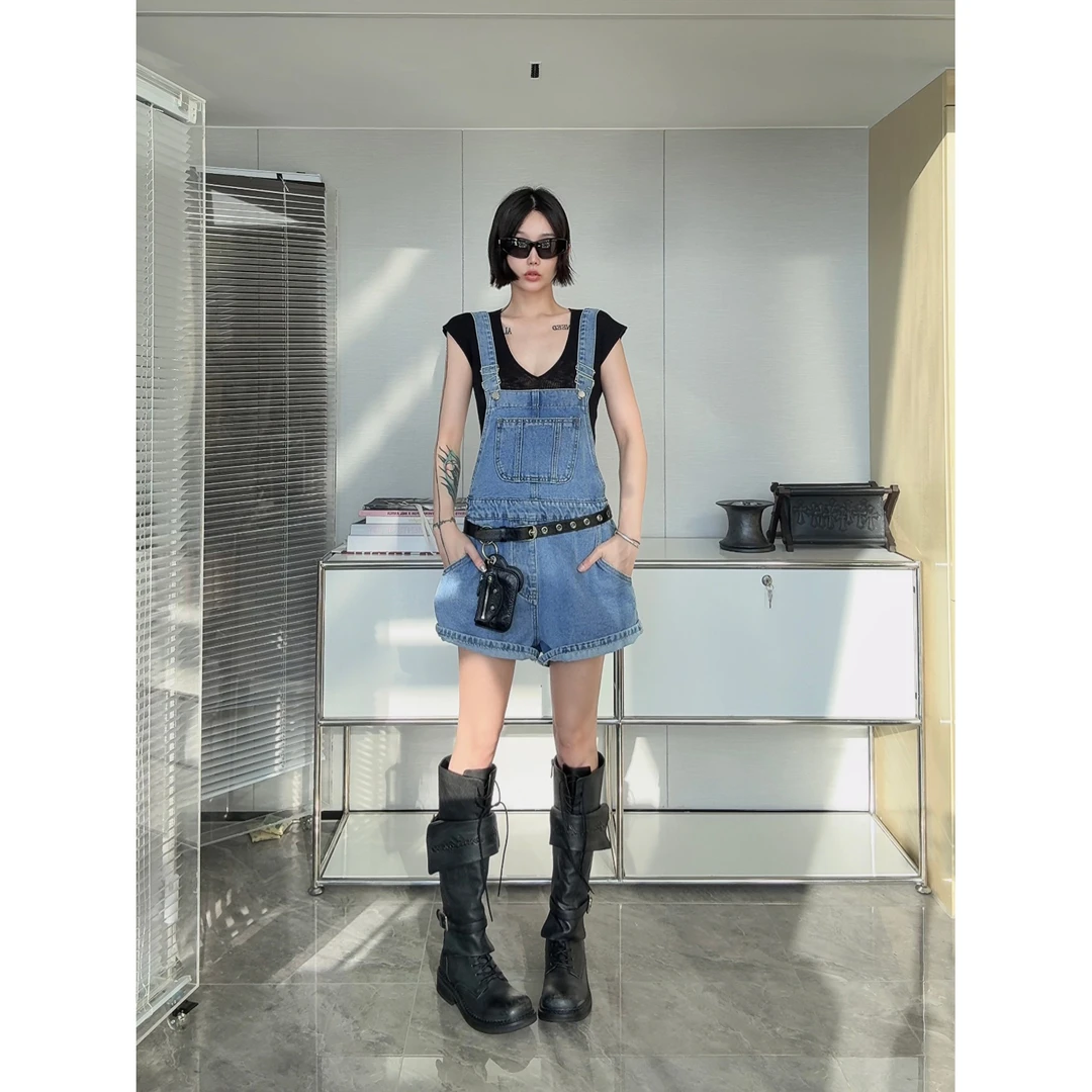 IAMCPLUS 2025极简背带牛仔短裤