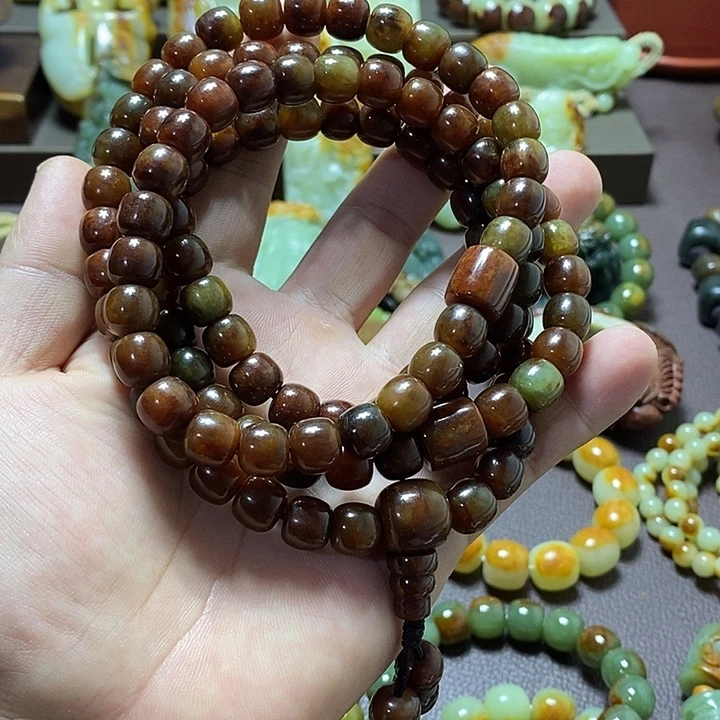 岫岩河磨玉（透闪石质玉）未镶嵌手链108粒卡10