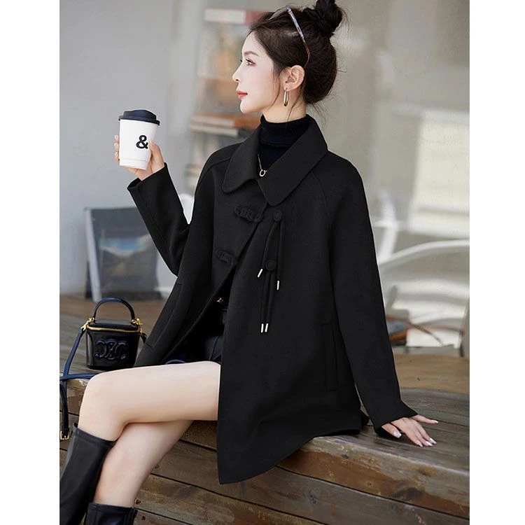 红色毛呢斗篷外套女小个子2025年春秋新款新中式复古盘扣呢子大衣