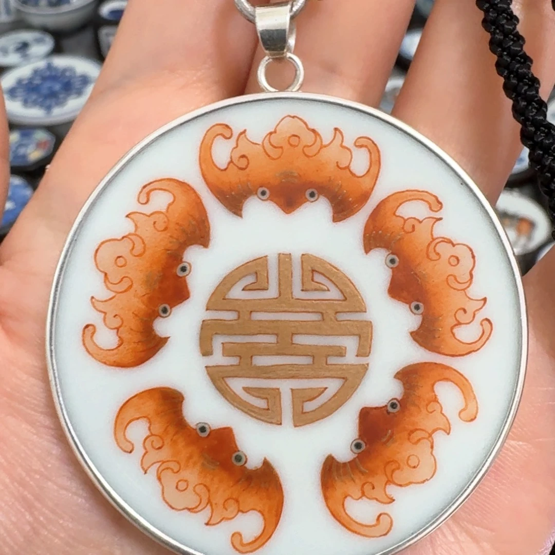 海***网瓷片金五福挂件一个