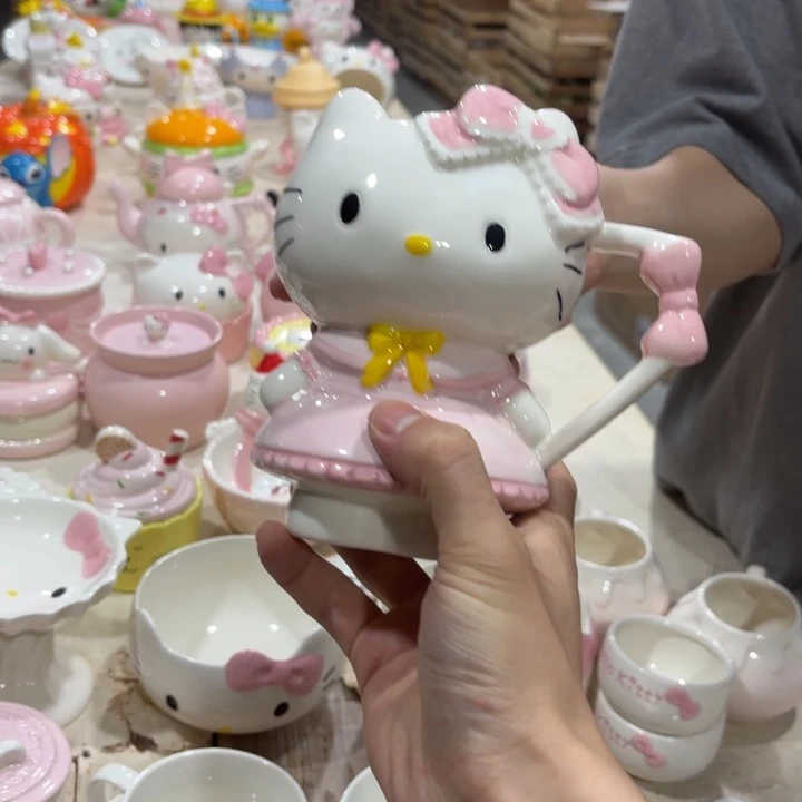 紫砂在干嘛呀亲爱呢
