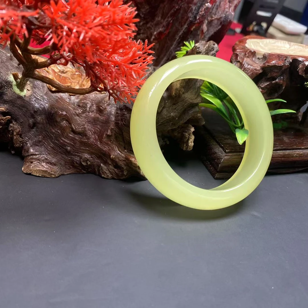 精品时尚气质百搭款手镯（多样性发一）