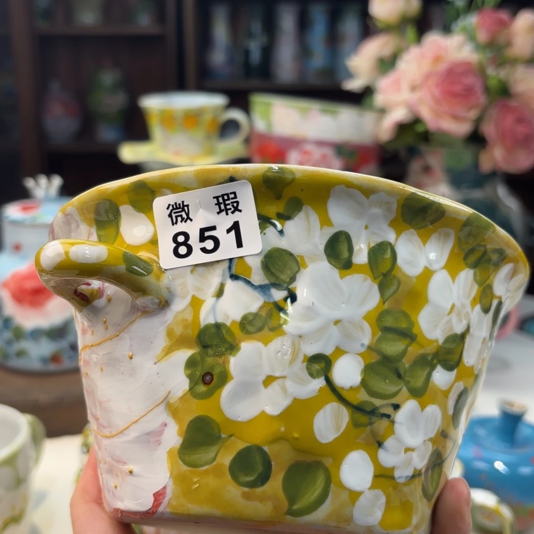 瓷片兔兔好可爱啊我