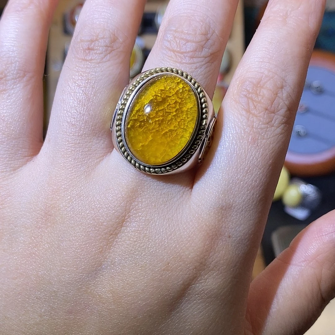 E***a琥珀银S925镶嵌戒指