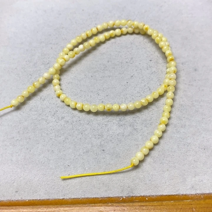 蜜蜡未镶嵌裸石串