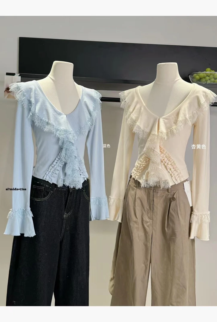 UM 少女蓝 蓝色蕾丝拼接褶皱荷叶边上衣