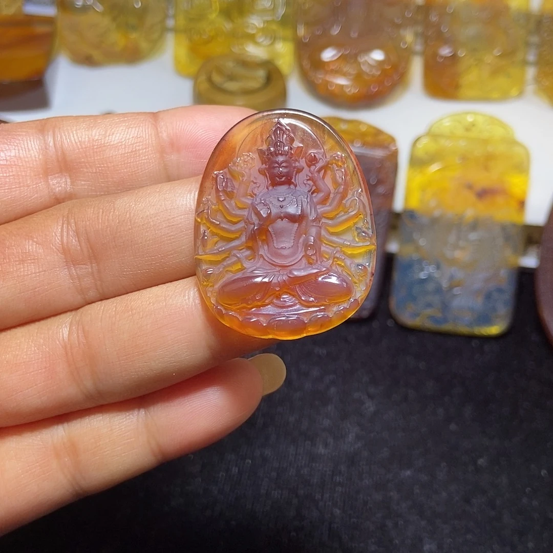 琥珀未镶嵌颈饰缅甸天然琥珀吊坠