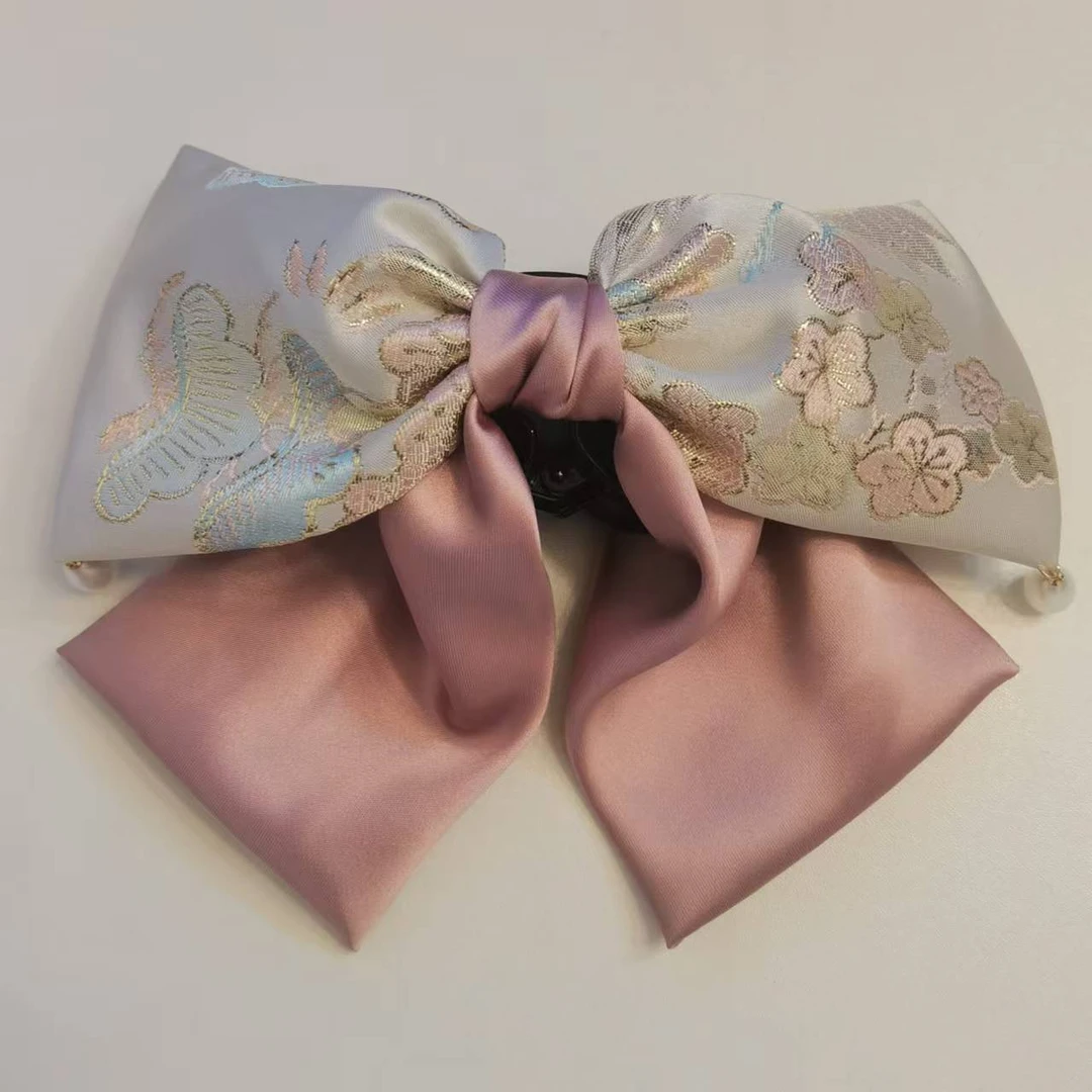 玉兰悠悠高级时装“鹤韵梅影”发.夹