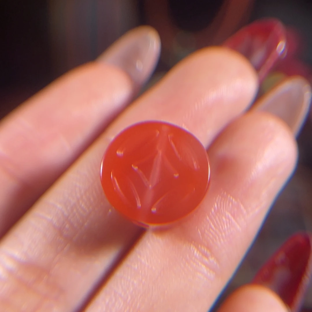 南红玛瑙大黑洞钱币未镶嵌