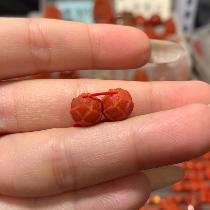 【闪购商品】未镶嵌莲花珠南红玛瑙
