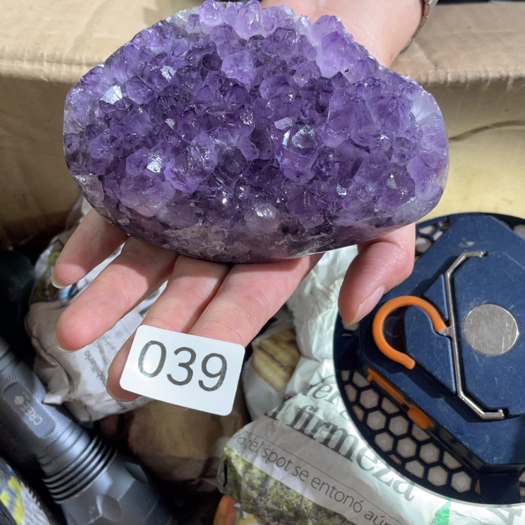 未镶嵌珠宝半成品发晶