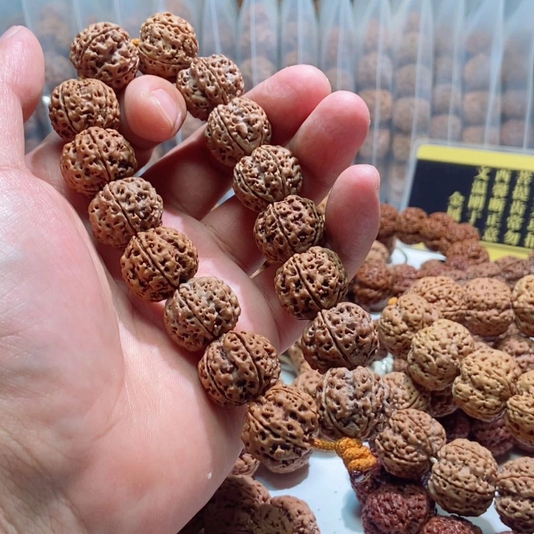 吊坠金刚菩提头货原生态蜂王19mm