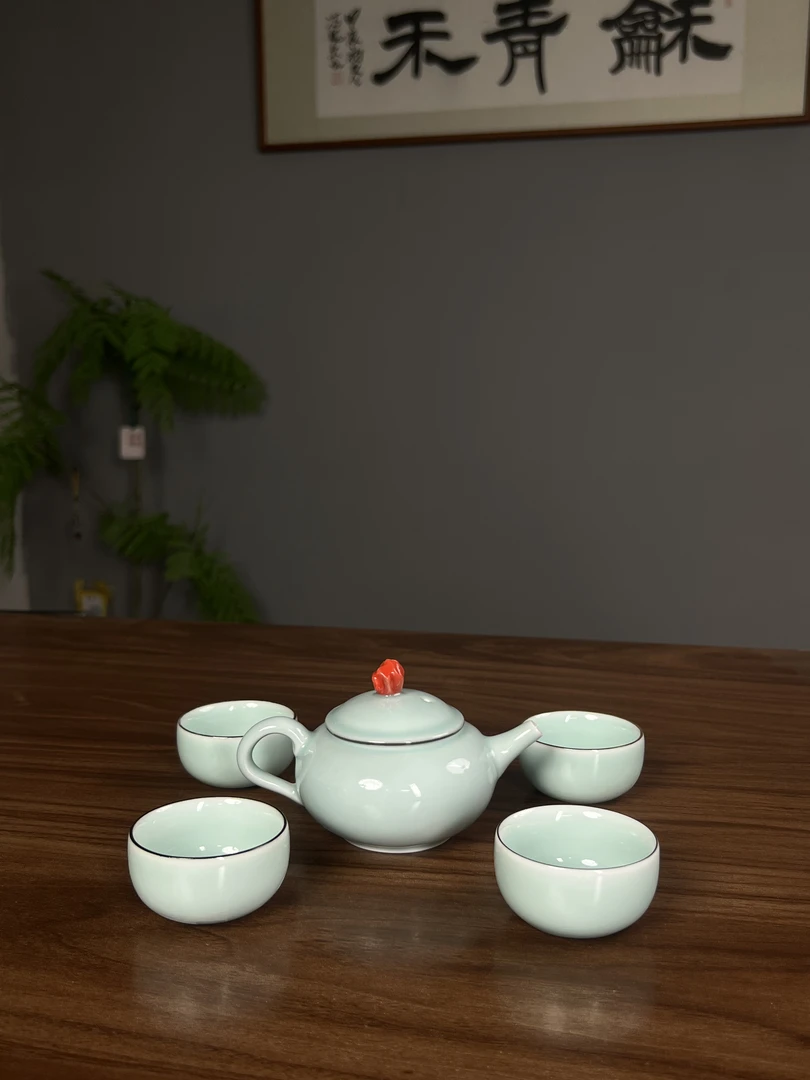 一壶四杯鸿运当头太湖石壶微瑕