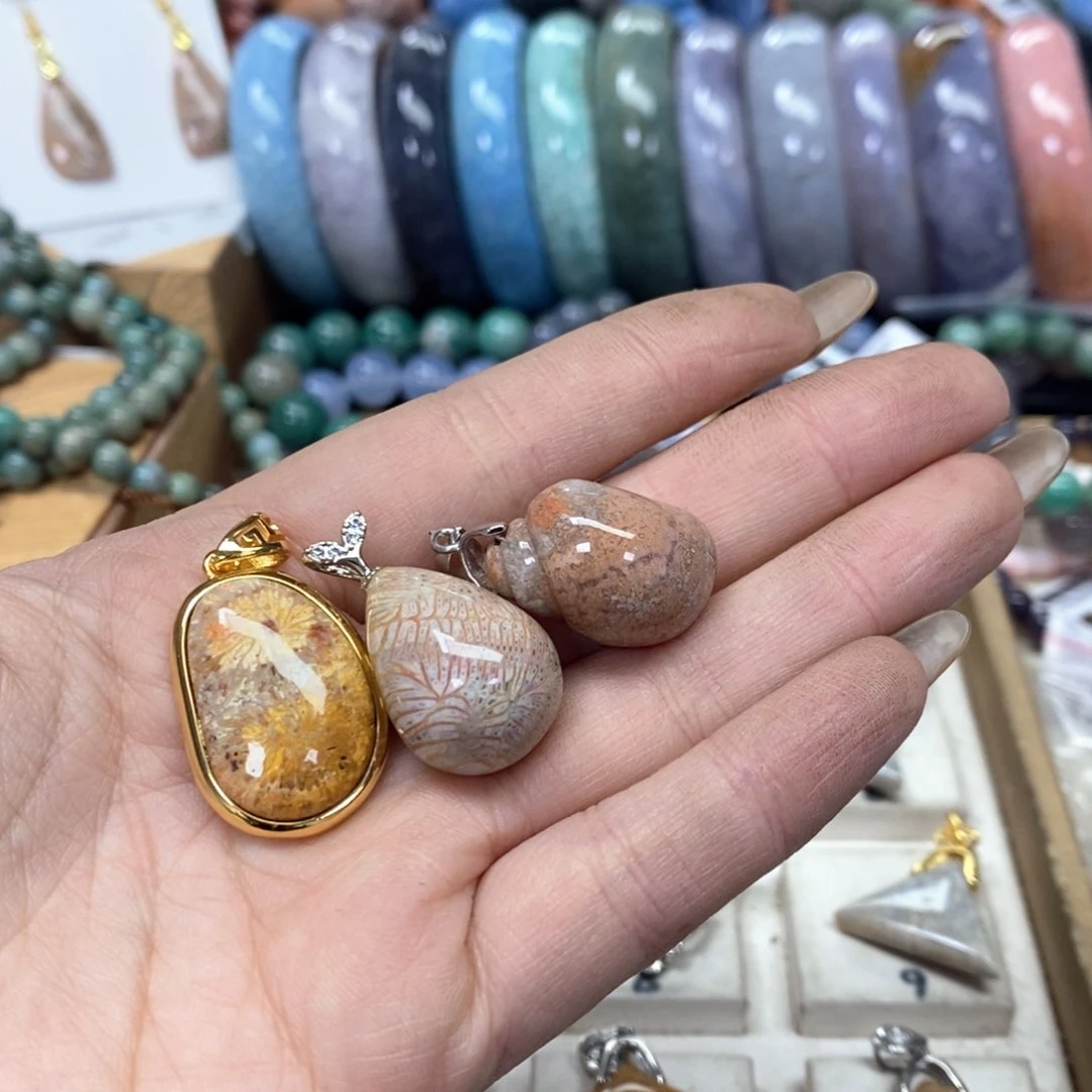 硅化珊瑚（珊瑚玉）手链未镶嵌卡****2317