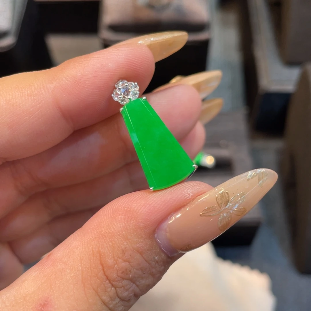 定制翡翠18K金镶嵌无事牌