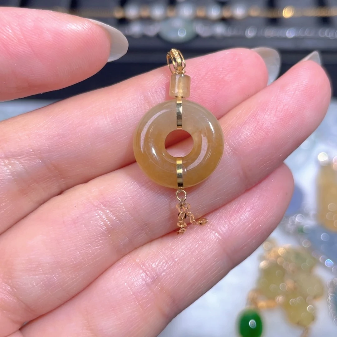 颈饰18K金镶嵌翡翠翡翠
