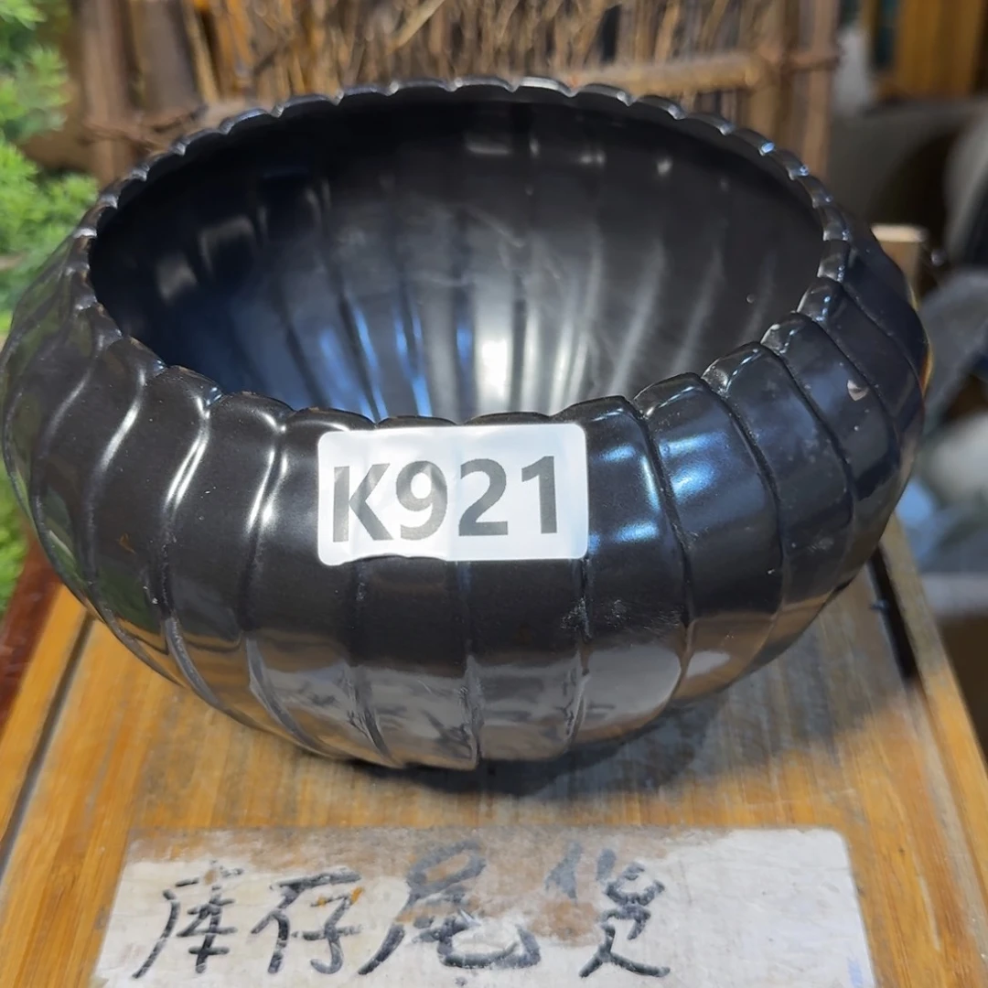 微瑕疵介意勿拍陶瓷器皿M898