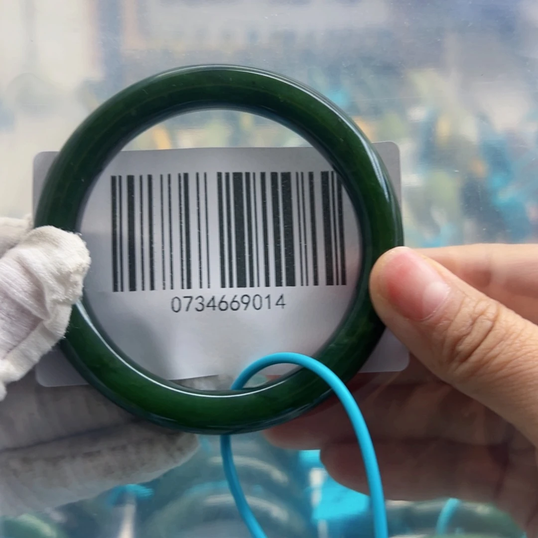 角***落和田玉未镶嵌手镯微瑕59