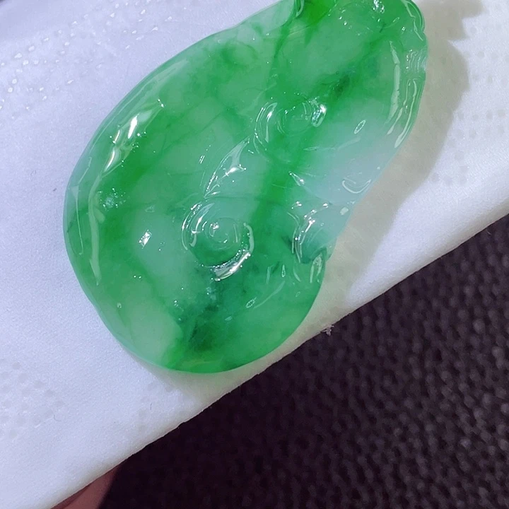 未镶嵌定制翡翠翡翠