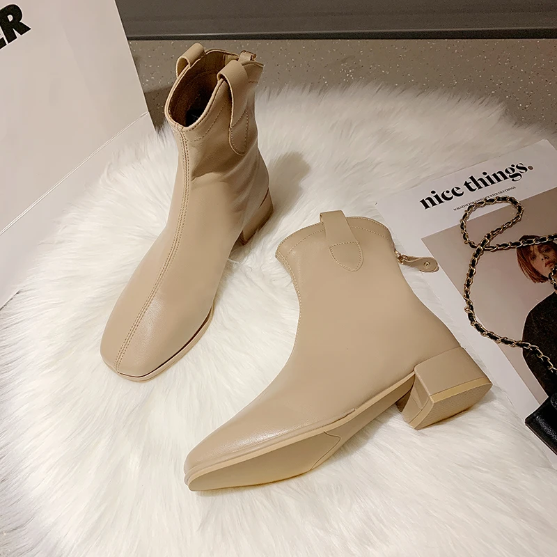 时尚休闲短筒靴10181