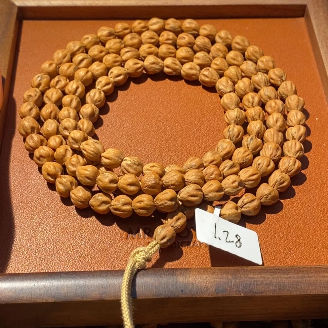 易***醉柏香籽/百香籽吊坠