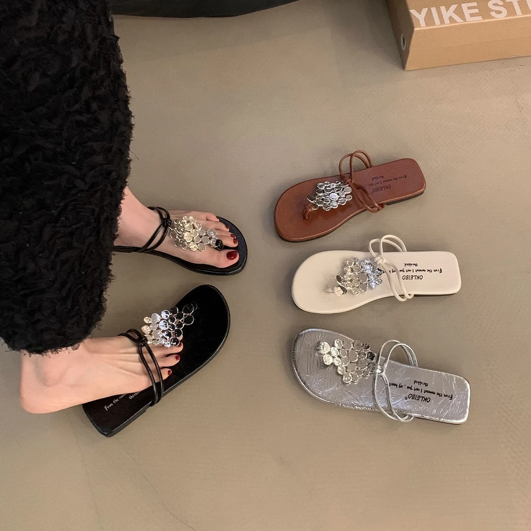 设计感夹趾拖鞋女夏2025新款韩版凉拖鞋仙女风平底度假沙滩鞋外穿