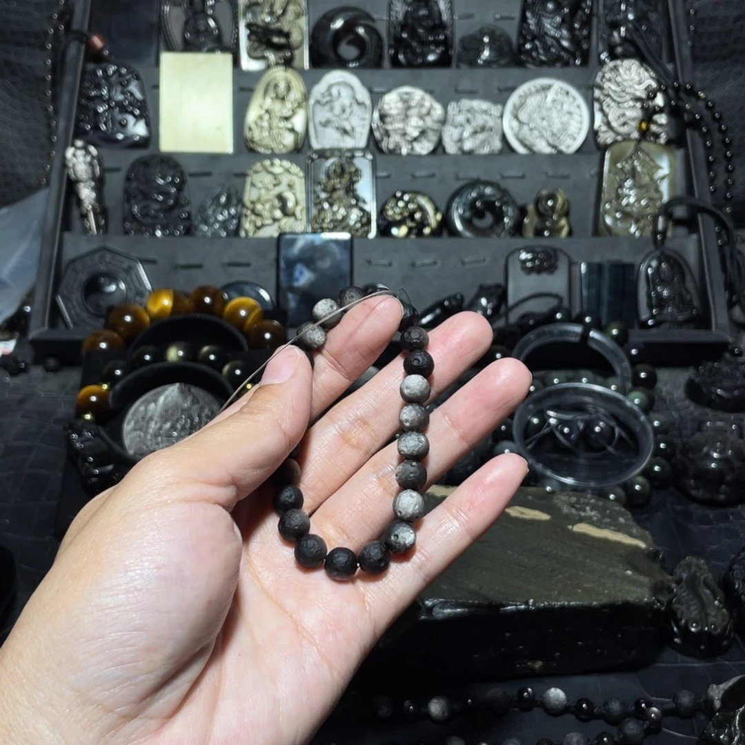 黑曜岩手链未镶嵌三**间