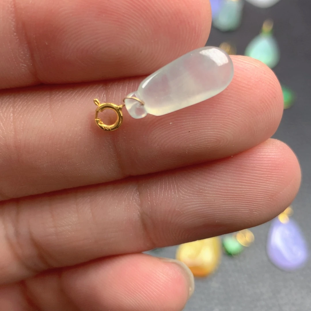 【闪购商品】颈饰18K金镶嵌翡翠翡翠