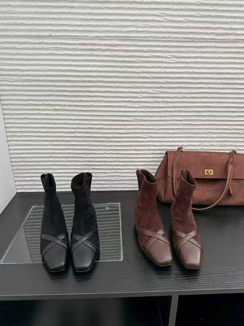【大美家320】秋季女玛丽珍后拉链瘦瘦短靴（55715）多