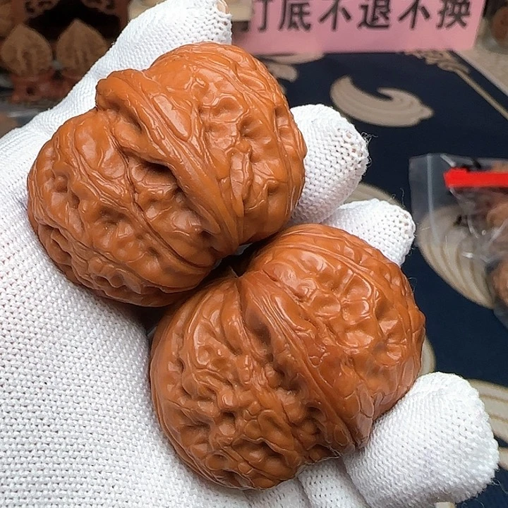 文玩核桃吊坠有***。全品45尺大元宝