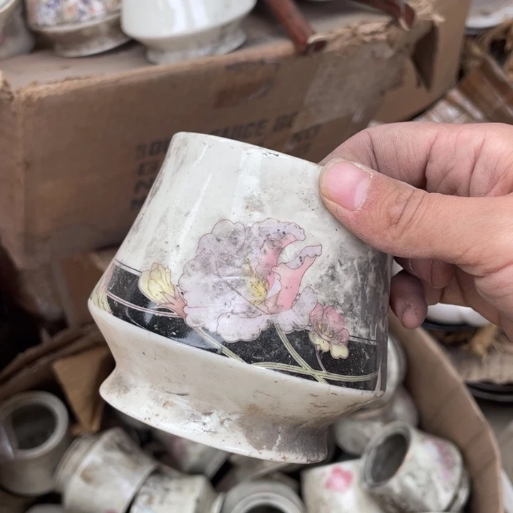 陶瓷盘子碗砂锅都有