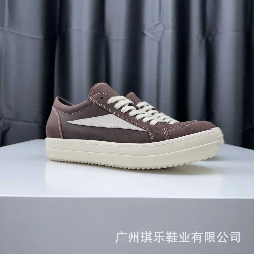 ro鞋侵权新款棕色麂皮低帮小三角板鞋男百搭奶香厚底暗黑高街潮鞋