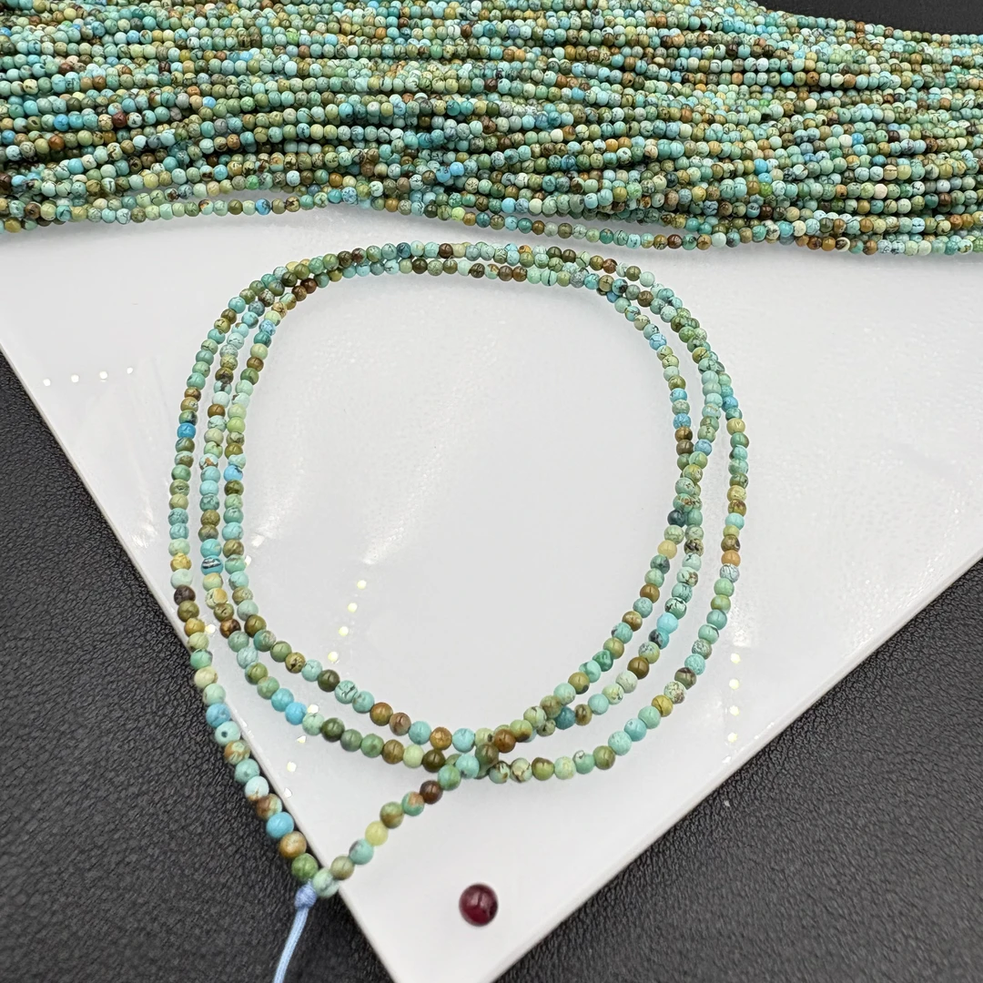 「戴琴珠宝」DQ1821-2.5mm绿色长链配件加一粒石榴石（多样性发其一）