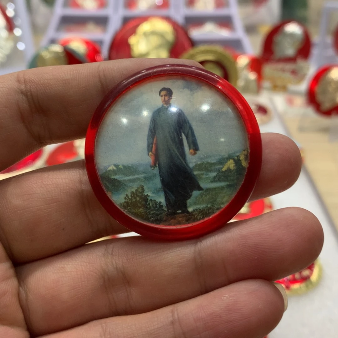 铝红色灯泡安源