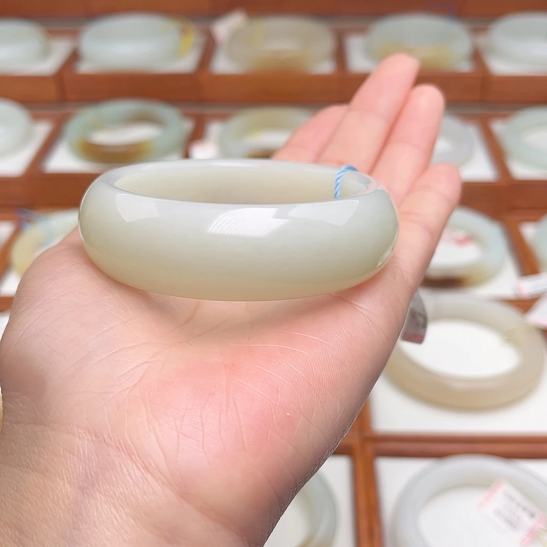 和田玉手镯未镶嵌55.3