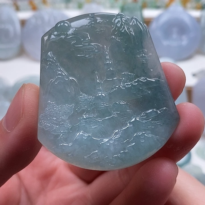 翡翠未镶嵌颈饰翡翠