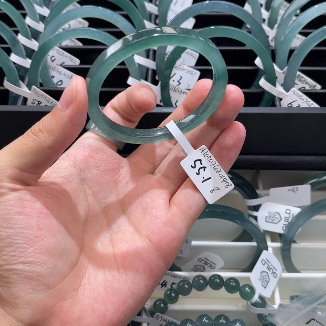 翡翠手镯未镶嵌奺*55.18