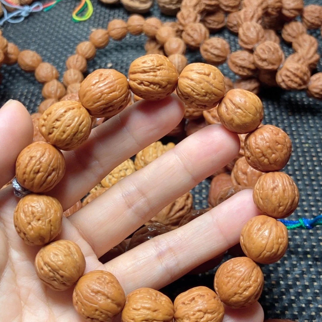 手串桃核小粗筋手串