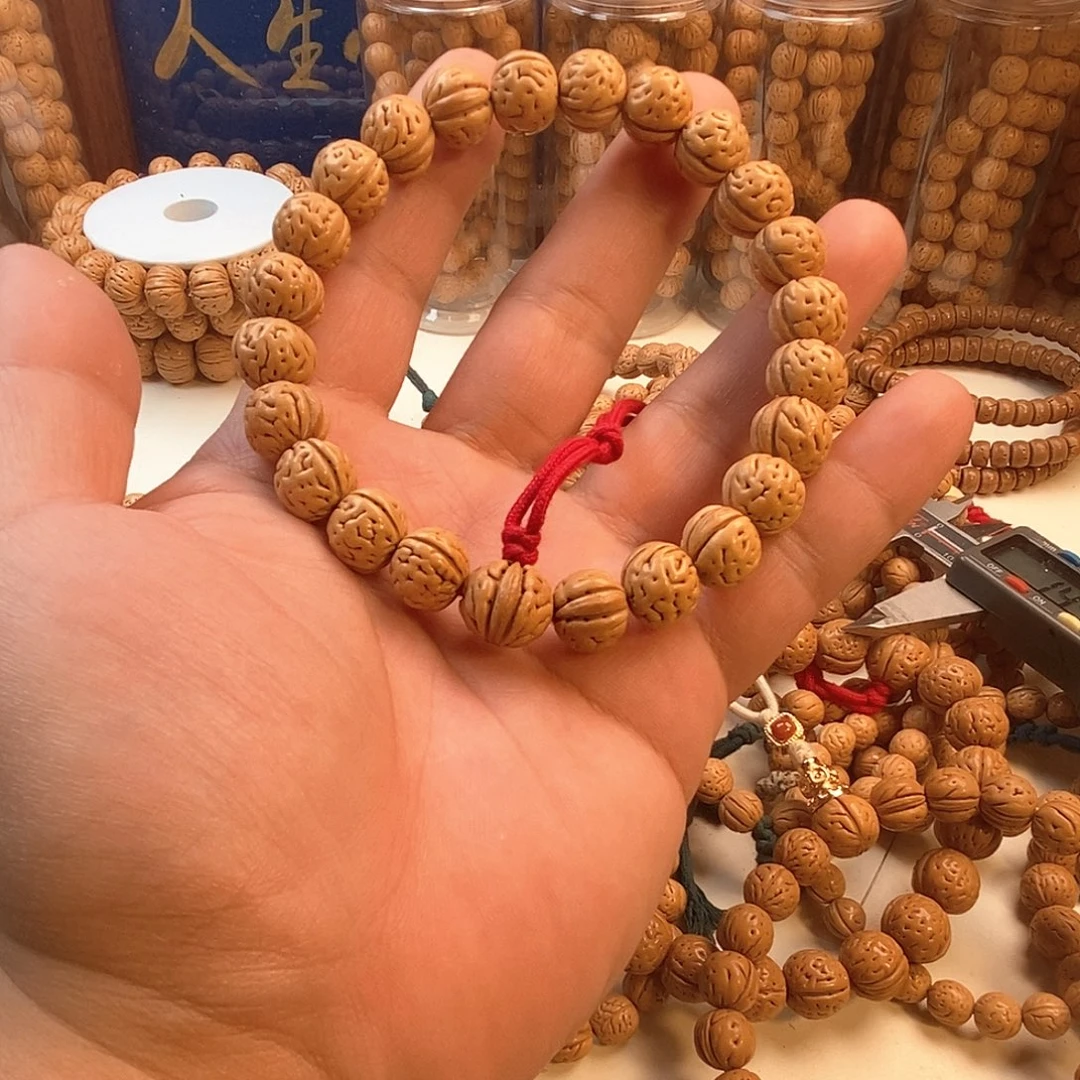 @***剋吊坠桃核1111111111111