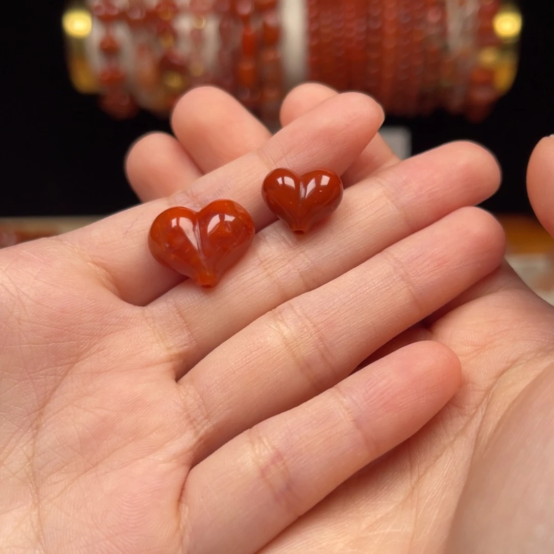 吊坠(不含链)未镶嵌南红玛瑙微瑕