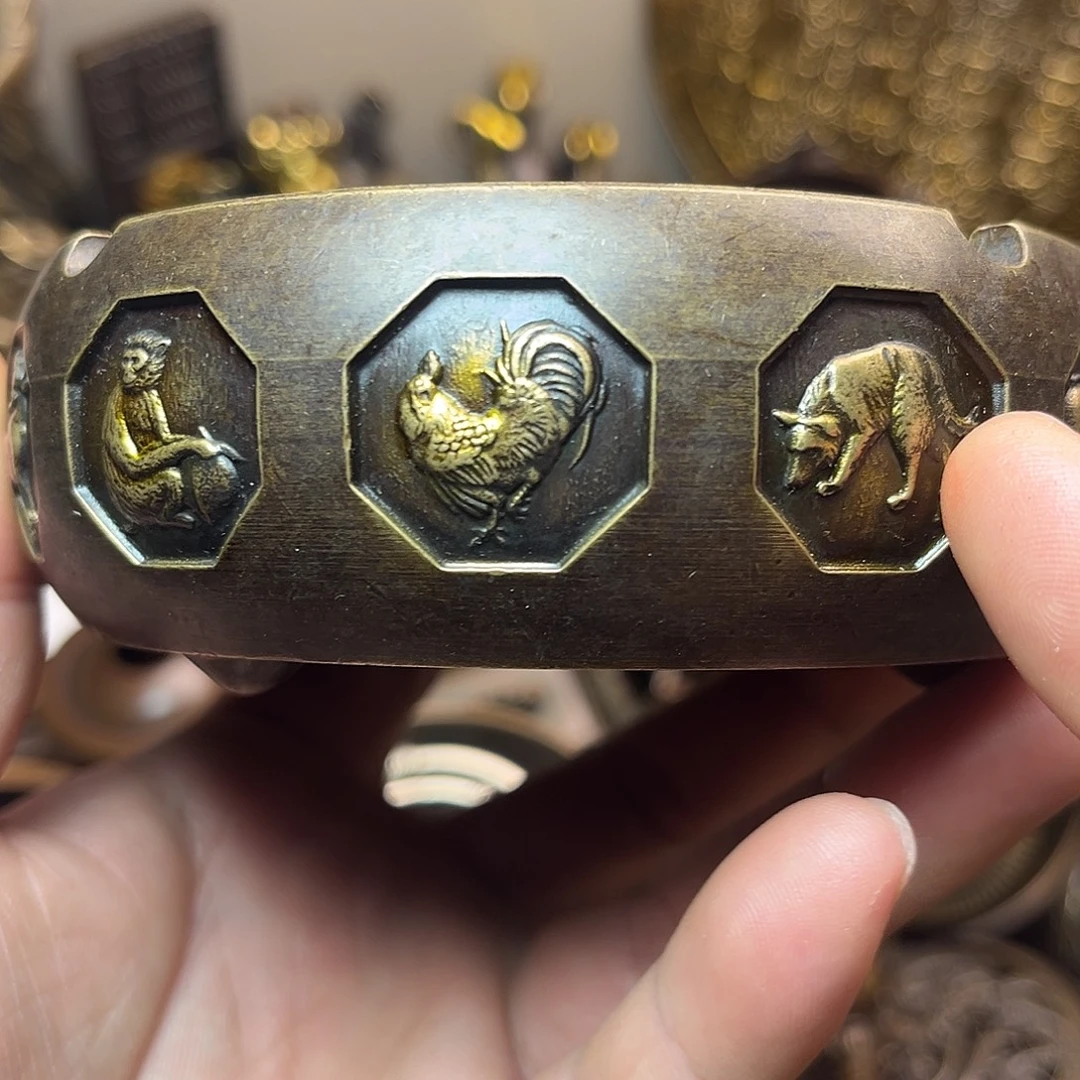 精美铜器工艺品等