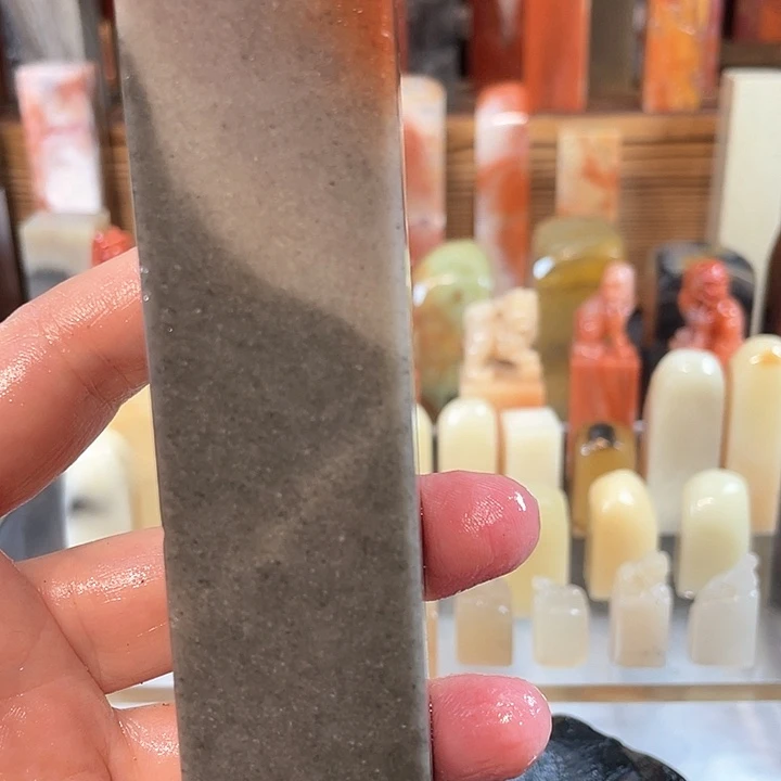 寿山石印石郭*宝寿山石印石
