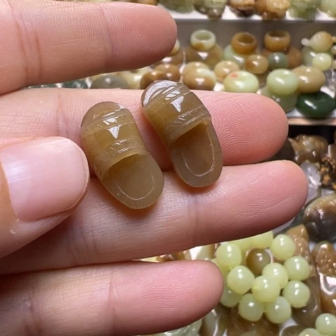 【闪购商品】颈饰未镶嵌和田玉透闪石玉多拍发一