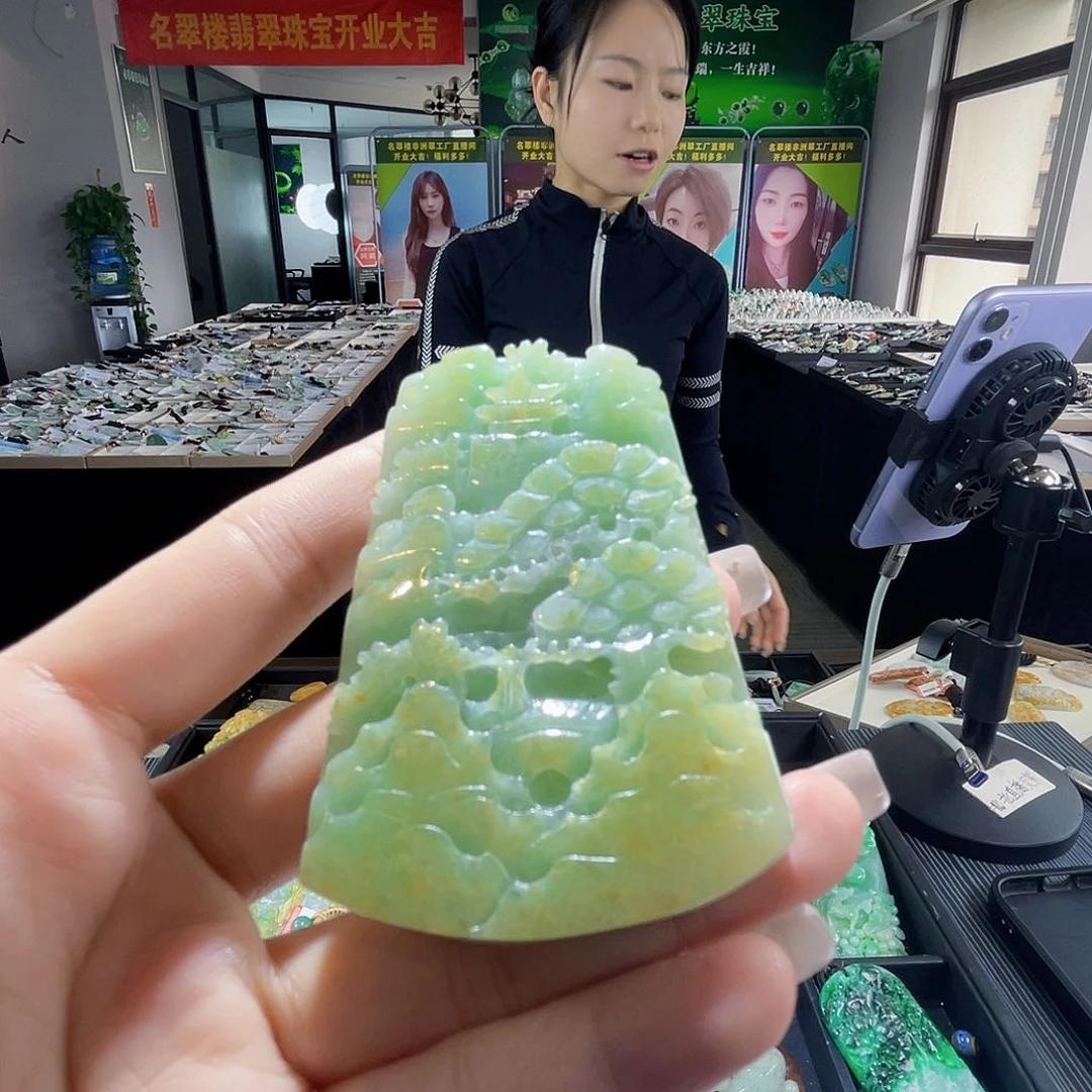 颈饰未镶嵌翡翠一