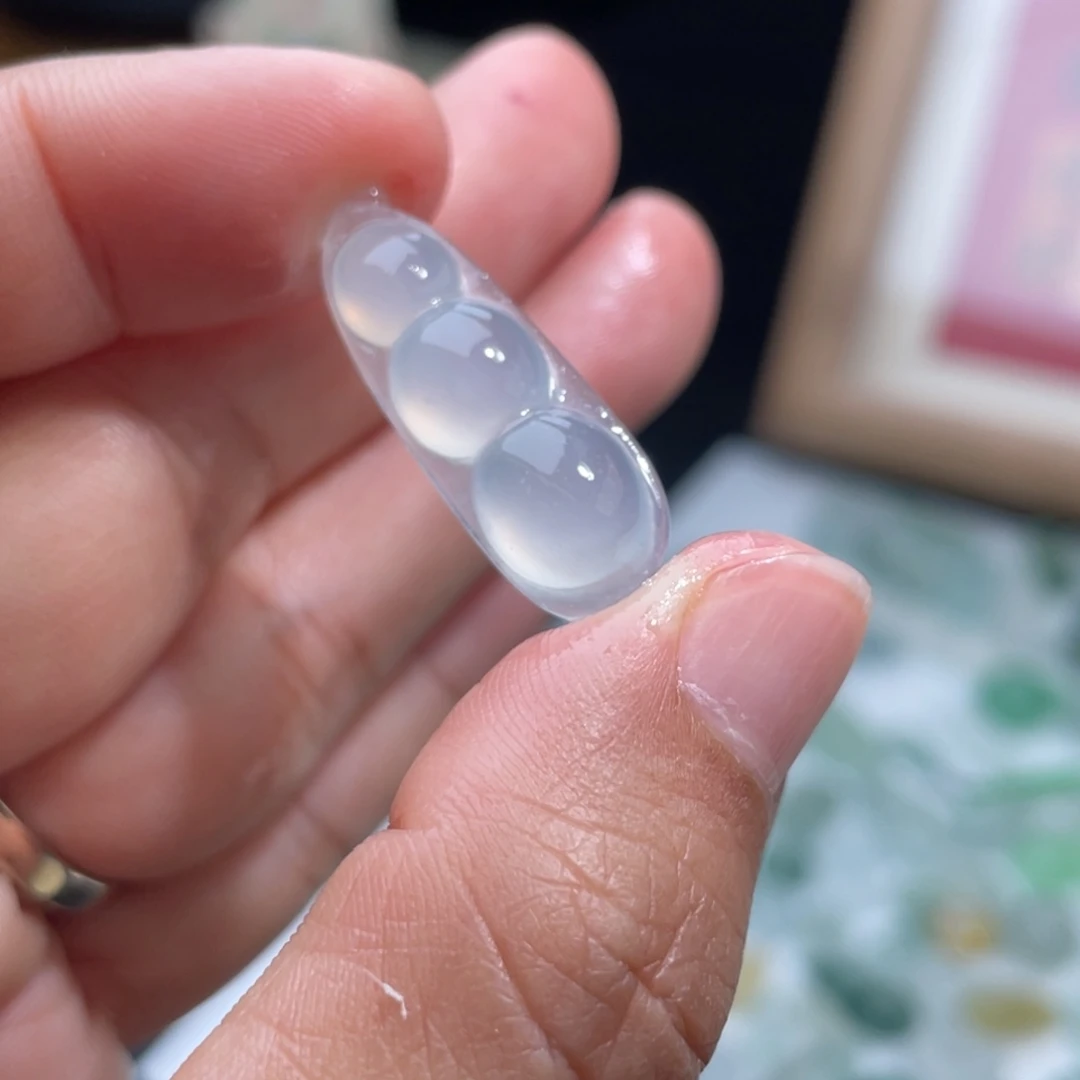 定制翡翠未镶嵌高冰蓝起罡福豆